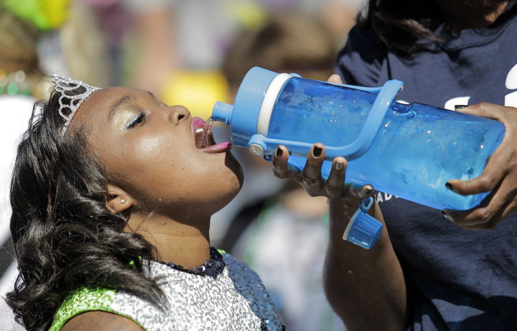 Mardi Gras fun on Sunday: Our favorite photos